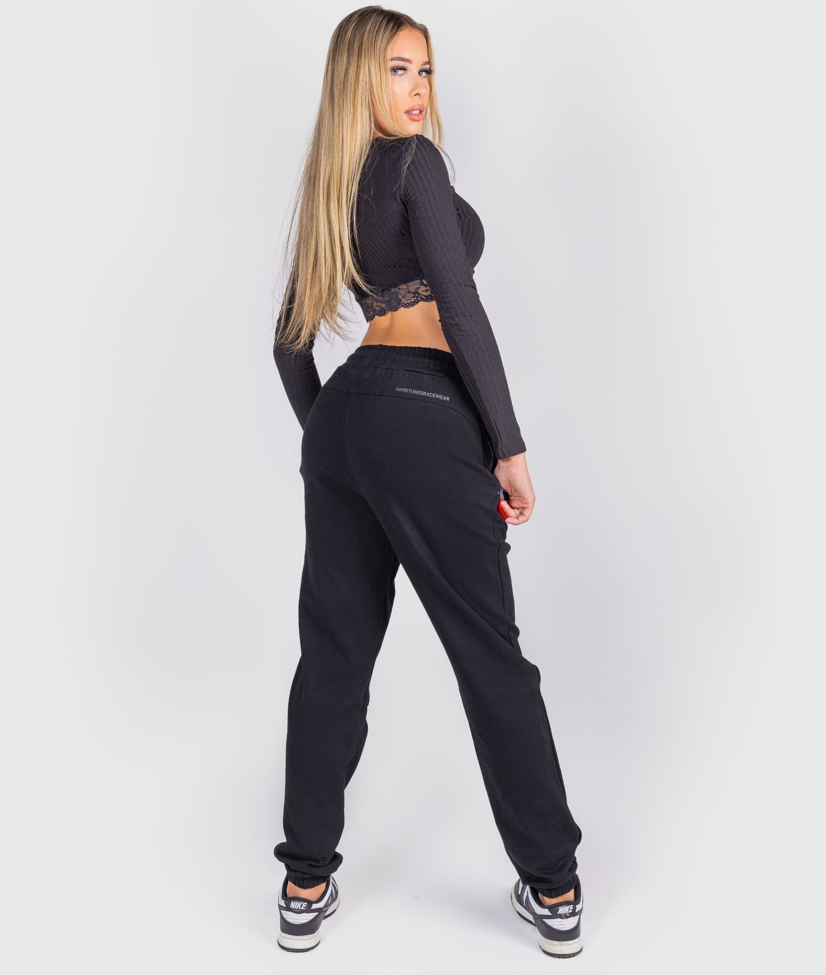 Women&#39;s Katakana P1 Fleece Track Pants - Black - Hardtuned